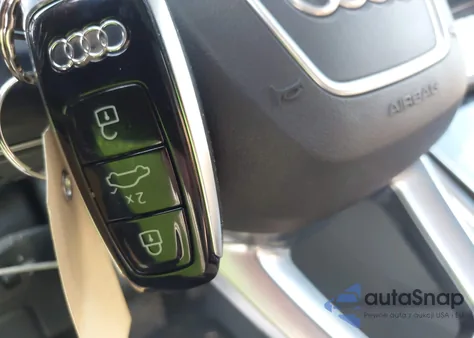 2020 Audi Q8 Prestige 55 Tfsi Quattro Tiptronic z USA, uszkodzony, nr VIN WA1CVAF19LD014829
